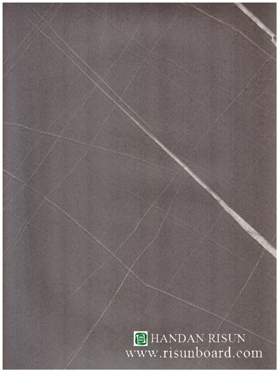  B1 (41) grey cracked stone grain